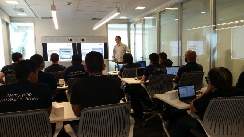 Leonardo Furtado - BGP and Routing Specialist